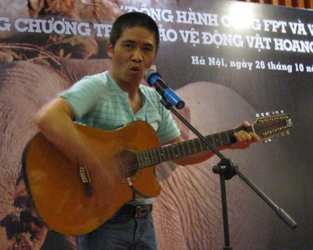 Nhạc sĩ Trương Quý Hải ủng hộ thông điệp của chương trình bằng bài hát rất ý nghĩa.