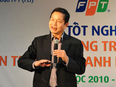 Chủ tịch HĐQT FPT Trương Gia Bình đánh giá Đại hội thường niên Davos đã mang lại nhiều cơ hội kinh doanh cho FPT. Ảnh: C.T.