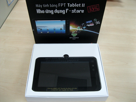 Những chiếc FPT Tablet đầu tiên tặng cho 100 cá nhân xuất sắc. Những chiếc FPT Tablet đầu tiên tặng cho 100 cá nhân xuất sắc.