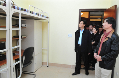 Khu KTX ĐH FPT tại Hòa Lạc được Thủ tướng Nguyễn Tấn Dũng rất quan tâm và khen ngợi.