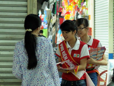 Các khu chợ, trung tâm mua sắm là điểm đến không thể thiếu trong chương trình Roadshow. Các khu chợ, trung tâm mua sắm là điểm đến không thể thiếu trong chương trình Roadshow.