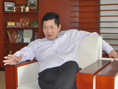 Theo Chủ tịch HĐQT FPT Trương Gia Bình: Sau 3 năm nữa FPT sẽ cso sản phẩm CNTT hàng đầu Việt Nam. Ảnh: Thanh Nga.