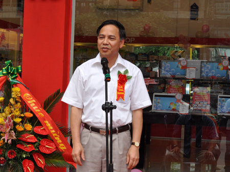 Phó Chủ tịch UBND tỉnh Quảng Ninh Đặng Huy Hậu kỳ vọng, FPT Shop sẽ phát triển mạnh trong thời gian tới.