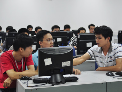 FPT Software hiện có 4 phòng lab và 3 phòng học phục vụ cho công tác đào tạo. Ảnh: Lâm Thao.