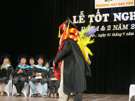 Với Hải Hà, môi trường học tập hiện đại, năng động, mối quan hệ thầy trò thân thiện là những điều mà em thích nhất tại Đại học FPT. Ảnh: Thanh Nga. Với Hải Hà, môi trường học tập hiện đại, năng động, mối quan hệ thầy trò thân thiện là những điều mà em thích nhất tại Đại học FPT. Ảnh: Thanh Nga.