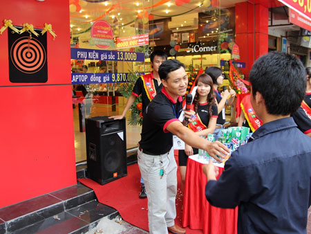 trong 5 ngày khai trương (từ 24 đến 28/9), FPT Shop Bắc Ninh sẽ triển khai chương trình ưu đãi lớn cho khách hàng đến mua sắm tại cửa hàng