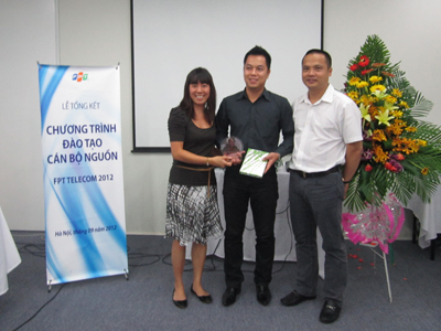 Anh Nguyễn Hữu Hoài Hưng (Trung tâm Kinh doanh Sài Gòn 3) đạt danh hiệu học viên xuất sắc nhất
