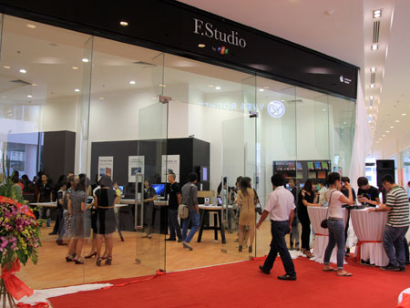 FPT Retail ra mắt F.Studio đầu tiên tại Hà Nội.
