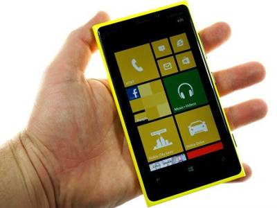 Lumia 920, chiếc Windows Phone 8 được mong chờ nhất hiện nay.