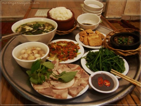 Những món bình dị trong bữa cơm hàng ngày ở miền Bắc nhưng ở Sài Gòn, tìm được nơi bán vẫn giữ nguyên hương vị Bắc không đơn giản. Ảnh: S.T.
