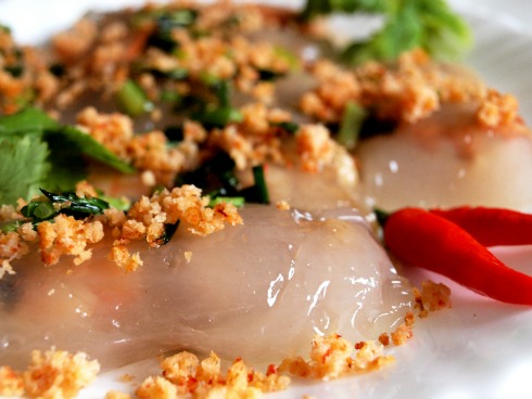 Bánh bột lọc xứ Huế được nhiều người yêu thích với độ dai của bột sắn dây. Ảnh: S.T.