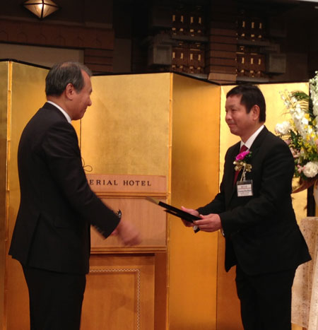 TGĐ FPT Trương Gia Bình là doanh nhân đầu tiên Việt Nam nhận được giải thưởng của Nikkei.
