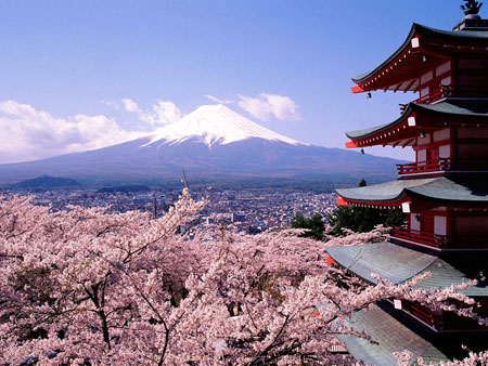 Núi Phũ Sĩ (Fujisan) đã được công nhận là di sản văn hóa thế giới vào tháng 6.2013. Đây là biểu tượng văn hóa trường tồn của đất nước mặt trời mọc.