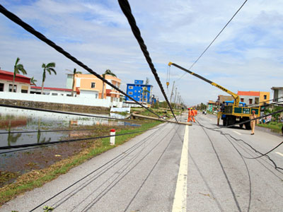 FPT Telecom Quảng Bình là chi nhánh bị ảnh hưởng nặng nề nhất trong siêu bão Wutip. Ảnh: VNE.
