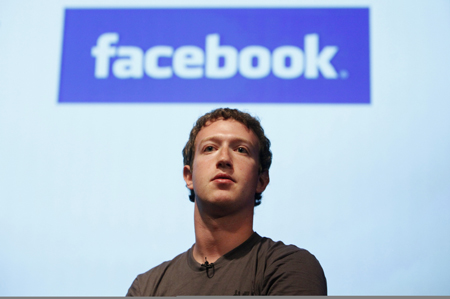 Ở tuổi 29, Mark Zuckerberg là người trẻ tuổi nhất trong danh sách. Tầm ảnh hưởng của Zuckerberg vượt ra khỏi mạng xã hội Facebook mà còn ủng hộ tới cải cách nhập cư và giáo dục công nghệ. Năm ngoái, CEO này còn ủng hộ 10 triệu cổ phần của công ty mình cho quỹ Cộng đồng thung lũng Silicon.
