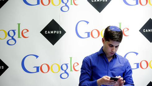 Đại gia tìm kiếm Google nổi tiếng với các sản phẩm độc đáo trên Internet.