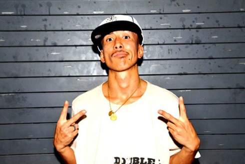 aKyogo là một trong những người đi đầu về hiphop tại Nhật aKyogo là một trong những người đi đầu về hiphop tại Nhật