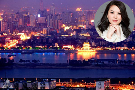 Các cô gái ở thủ phủ của tỉnh Hồ Nam có khuôn mặt thanh thoát, đôi má hồng và rất kỹ tính trong ăn mặc, họ giống như ẩm thực ở đây: cay và nóng bỏng. Rất nhiều người luôn tự hỏi tại sao gái Trường Sa lại có thể giữ làn da trắng và mịn như vậy trong khi họ ăn ớt mỗi ngày. MC nổi tiếng Lý Tương là đại diện nhan sắc của Hồ Nam.