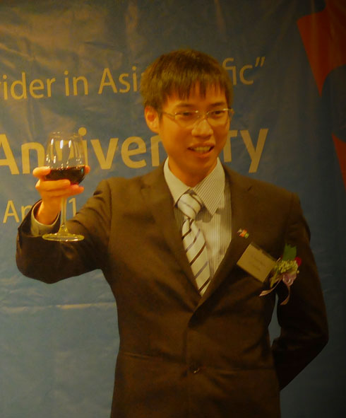 Giám đốc FPT Asia Pacific Nguyễn Hoàng Trung cho biết, trước khi chương trình diễn ra anh rất hồi hộp. Tuy nhiên, lễ kỷ niệm 7 năm thành lập công ty đã diễn ra thành công hơn anh tưởng tượng.
