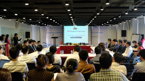 Lễ ký kết diễn ra trang trọng với sự tham gia của lãnh đạo hai bên cùng đại diện 30 trường đại học tại Hà Nội.