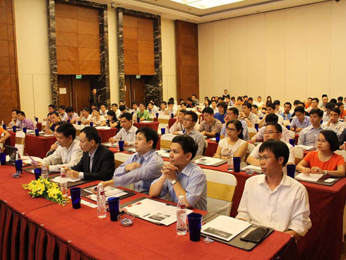 Hội thảo đã thu hút sự tham gia của 100 chuyên gia công nghệ, lãnh đạo và giám đốc công nghệ đến từ các doanh nghiệp phần mềm của Việt Nam, sinh viên xuất sắc và giảng viên của các trường khối công nghệ thông tin.