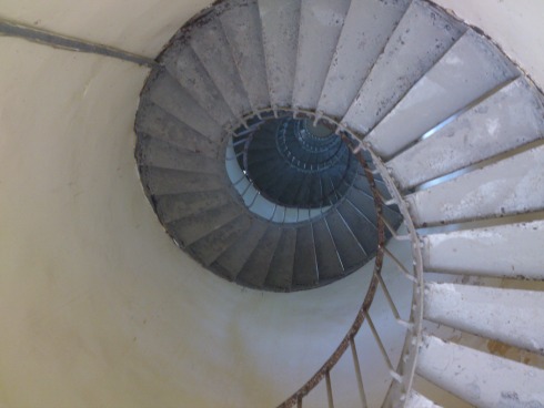 du khách có thể vượt qua 184 bậc thang xoắn ốc bằng thép