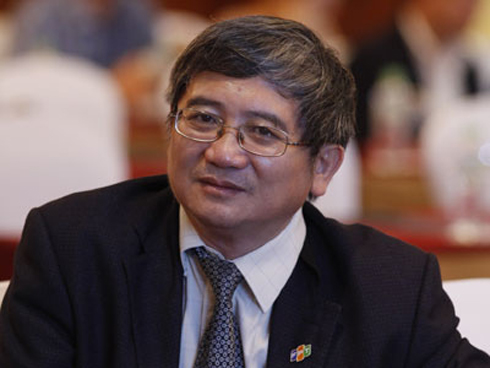 TGĐ FPT Bùi Quang Ngọc chia sẻ với lãnh đạo Vingroup về