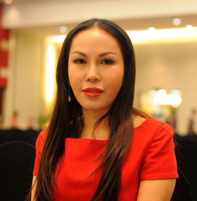 Bà Thùy Dương là con gái của ông Lê Văn Kiểm – chủ tịch Tập đoàn Golf Long Thành.