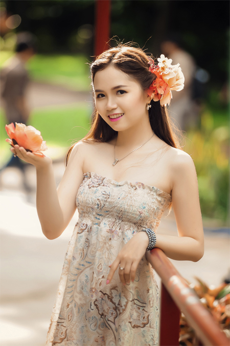 Lương Thị Ngọc Huyền, sinh năm 1995, cao 1m62 , nặng 44kg, số đo 82-62-92. Ngọc Huyền là cô gái thứ 10 lọt vào bán kết của tuần 6 nhờ nhận được nhiều bình chọn nhất qua SMS, với 7.222 phiếu.
