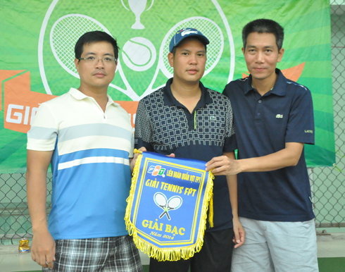 Giải nhì cúp Bạc: Phạm Minh Quang – Ngô Thanh Tuyến (FPT Telecom)