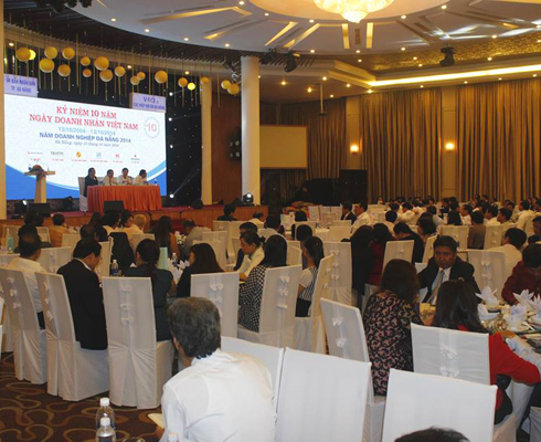 Toàn cảnh Hội trường diễn ra lễ kỉ niệm 10 năm ngày Doanh Nhân Việt Nam