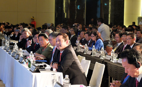 Theo ông Trương Gia Bình, Chủ tịch Hiệp Hội Doanh nghiệp Phần mềm và Dịch vụ CNTT Việt Nam (Vinasa): “Vietnam - ASOCIO ICT Summit 2014 là cơ hội rất lớn cho nền kinh tế Việt Nam chứ không chỉ riêng của lĩnh vực CNTT – Truyền thông. Các đại biểu tại Diễn đàn đều thống nhất tầm nhìn CNTT là phương thức phát triển mới, là cơ hội và nền tảng thiết yếu cho mỗi quốc gia phát triển, là con đường nhanh nhất vươn đến sự thịnh vượng