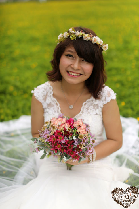 <p> Cô nàng "Bánh Bao" Nguyễn Thị Hồng Nhung đã trở thành cô dâu xinh đẹp, quyến rũ. Người bạn đời của Nhung cũng là đồng nghiệp cùng đơn vị.</p>