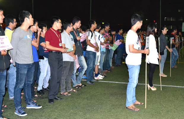 <p class="Normal"> <em>Lễ khai mạc Birds League 2014 - giải bóng đá "Các loài Chym" diễn ra với sự góp mặt đông đủ CBNV, lãnh đạo công ty và 29 đội bóng tham gia.</em></p>