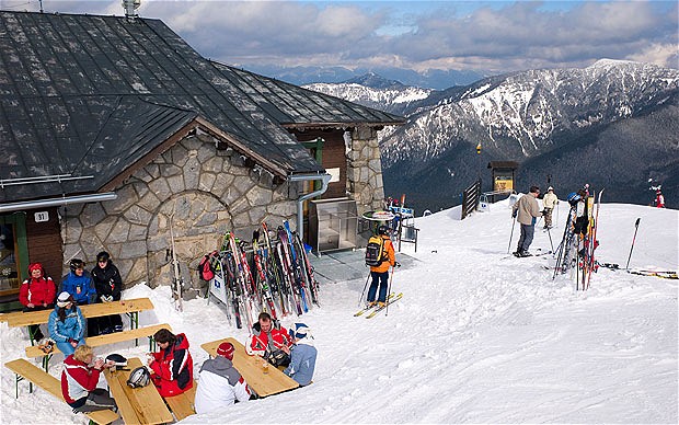 ski-hut-1780273b-6648-1419040572.jpg