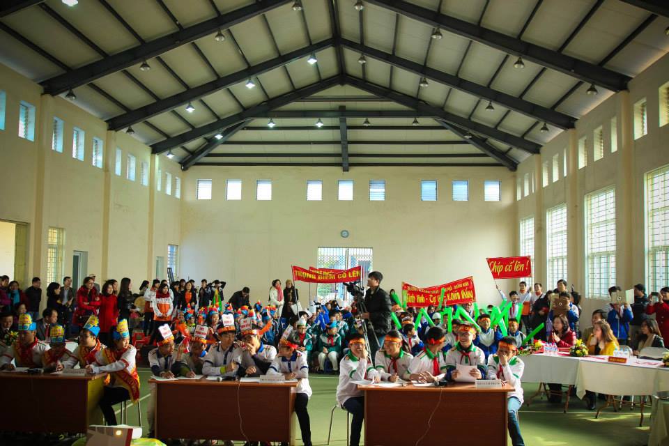 <p> "Đỉnh núi trí tuệ" lần này dừng chân tại đất mỏ Quảng Ninh. Tham gia chương trình có 3 đội thi, mỗi đội gồm 5 thành viên là những học sinh giỏi toán đến từ các Trường THCS Cẩm Thành (TP Cẩm Phả), THCS Trọng điểm (TP Hạ Long) và THCS Mạo Khê 2 (huyện Đông Triều).</p>