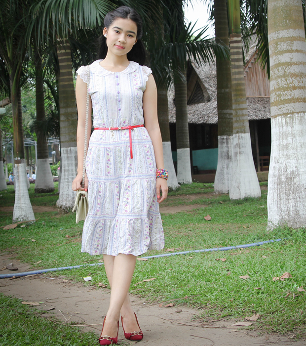 <p> Sở hữu thân hình cân đối và chiều cao 1m63, cô gái sinh năm1990 hy vọng trong thời gian tới, <span style="text-align:justify;color:rgb(0,0,0);">với sự cố gắng của bản thân cùng môi trường làm việc năng động và chuyên nghiệp sẽ giúp ích trong việc hoàn thiện kiến thức chuyên môn cũng như phát huy tốt sở trường. </span></p>