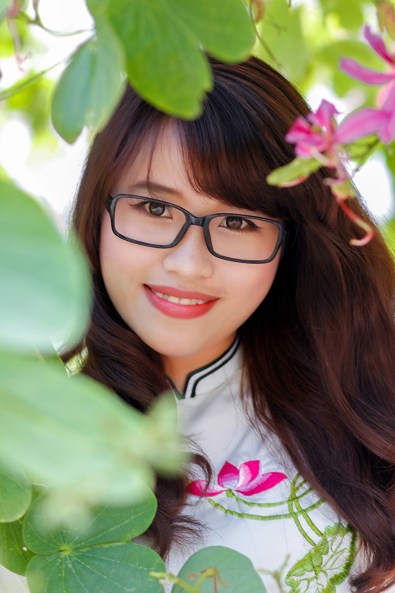 <p> Được ví như "làn gió mới" của FPT Services, trong mắt các đồng nghiệp, Quỳnh là cô gái vui tươi, yêu đời và thân thiện.</p>
