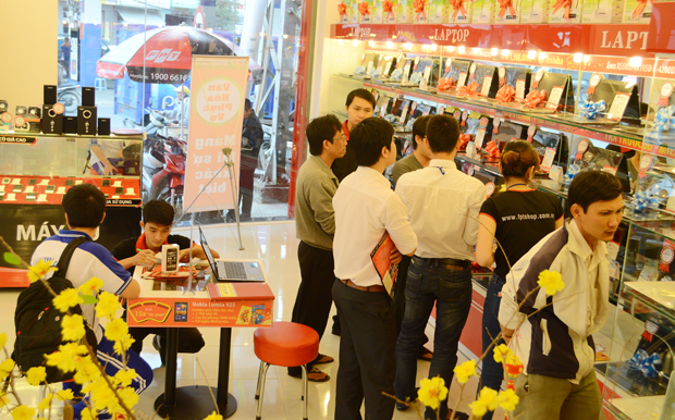 Nhân dịp khai trương FPT Shop Nguyễn Sơn, từ ngày 29/1 đến 4/2, khách hàng có cơ hội tham gia chương trình “7 ngày vàng, khuyến mãi sốc” với những ưu đãi hấp dẫn.