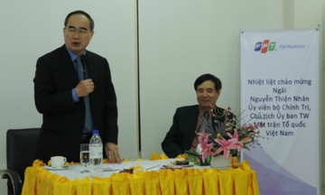 Chủ tịch Mặt trận Tổ quốc Việt Nam thăm FPT Myanmar