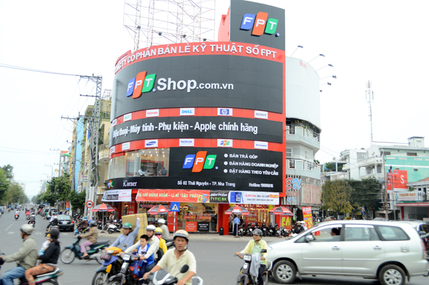 Tính đến thời điểm hiện tại, 2 hệ thống bán lẻ của FPT Retail