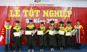 FPT Polytechnic Đà Nẵng: Trao bằng tốt nghiệp cho sinh viên đợt 1 năm 2015