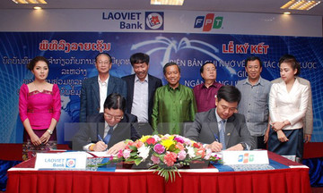 FPT IS ký hợp tác chiến lược với LaoVietBank