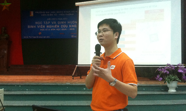 [Caption]Giám đốc Kỹ thuật mảng Embedded SW development FSU1, FPT Software Nguyễn Sơn Hành đã chia sẻ về những cơ hội việc làm tại các thị trường của đơn vị.