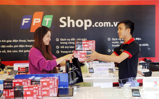 Từ ngày 9 đến 16/7, 22 cửa hàng FPT Shop khu vực Đông Nam bộ đồng loạt thực hiện chương trình khuyến mãi lớn