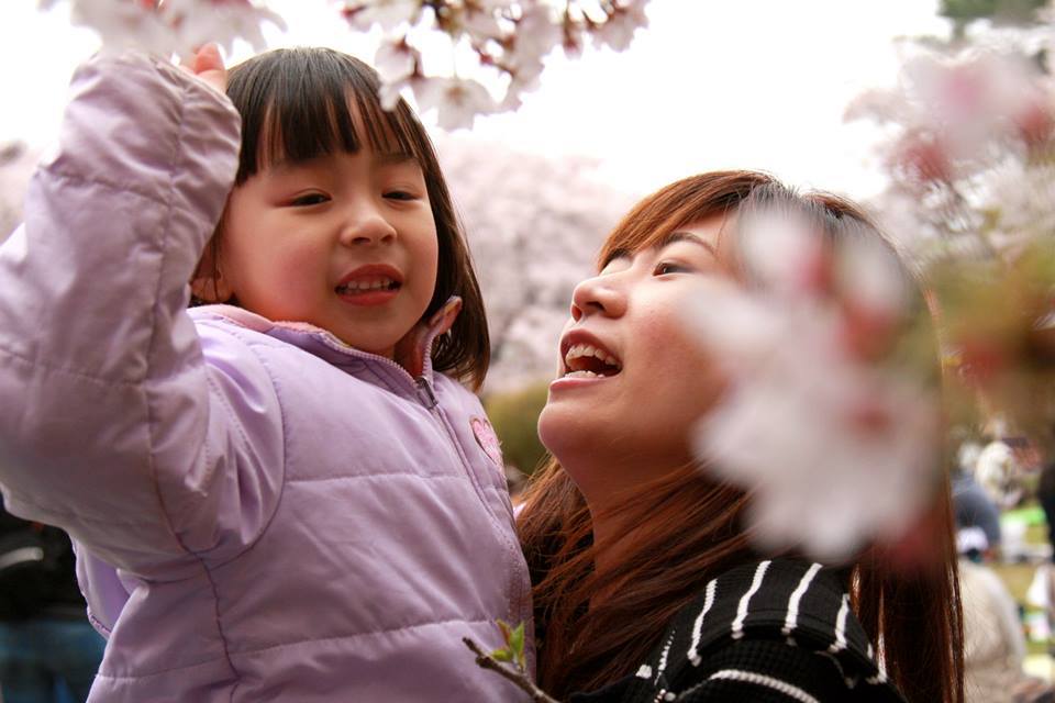 <p class="Normal"> Anh Phạm Quốc Huân gửi dự thi bức hình với chủ đề "<span>Sakura". B</span><span>ức ảnh ghi lại khoảnh khắc vui vẻ của thành viên FPT Japan bên những bông hoa anh đào đang khoe sắc trong dịp Hanami do đơn vị tổ chức hồi tháng 4 vừa qua.</span></p>