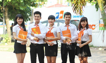 Ngành 'công nghiệp không khói' và cơ hội cho người Việt trẻ