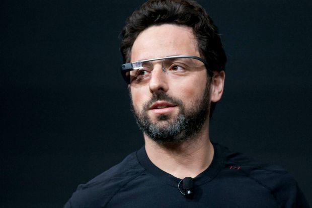 <p class="Normal" style="text-align:justify;"> Những tham vọng khác của Google cũng sẽ nằm dưới sự quản lý của Alphabet. Trong số này có Google X gồm Google Glass và Wing (dự án giao hàng bằng máy bay không người lái), cũng như Life Sciences (kính sát tròng đo đường máu) và Calico (tập trung vào sự trường thọ). X sẽ được điều hành bởi Sergey Brin. </p>
