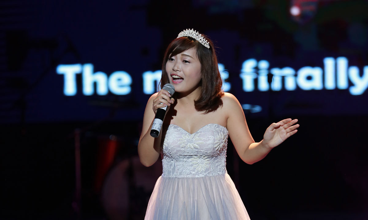 <p> Trần Thị Bích Hạnh là thí sinh duy nhất hát tiếng Nhật. Đúng với chia sẻ của cô ở vòng loại, cô muốn mang đến điều khác biệt khi tham gia cuộc thi này.</p>