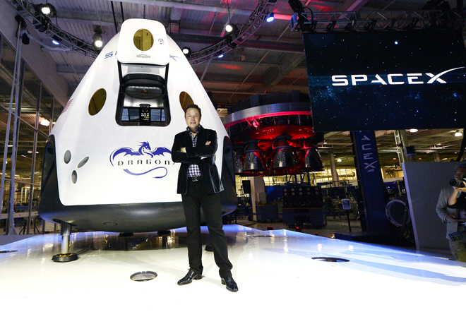 <p class="Normal"> <strong>8. SpaceX</strong>. Giá trị thương hiệu: 12 tỷ USD. <span>CEO: Elon Musk. Năm thành lập: 2001.</span></p> <p class="Normal"> Chức năng: SpaceX, hay còn có tên gọi khác là Space Exploration Technologies, là hãng chuyên thiết kế, xây dựng các phương tiện phục vụ cho khám phá vũ trụ.  </p> <p class="Normal"> Tổng số tiền góp vốn: 1,2 tỷ USD.</p> <p class="Normal"> Các nhà đầu tư đáng chú ý: Founders Fund, Draper Fisher Jurvetson, Google.</p>